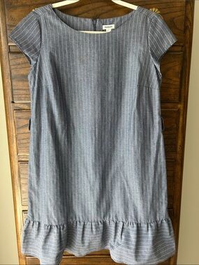 Westport Women’s Chambray Blue Pinstripe Ruffle-Hem Dress, Size 8P